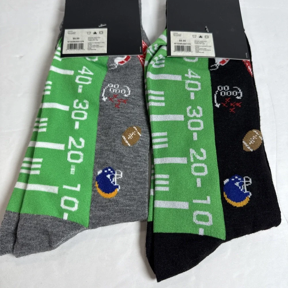 FreshFeet Football Theme Socks Adult Size 6-12 Set‎ Of Two Pairs